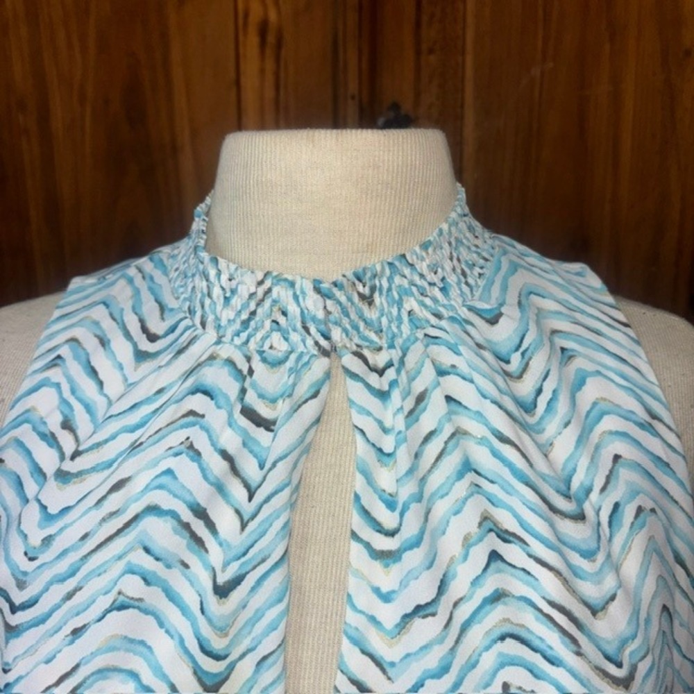 White House Black Market Blue Chevron Smocked Halter Keyhole Mini Dress Small - Picture 4 of 7